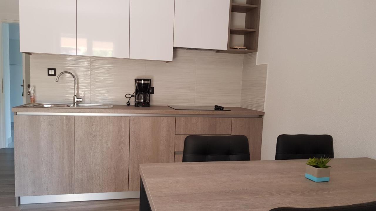 Premium Appartments Suha Punta Kampor Buitenkant foto